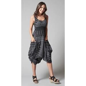 Inizio Stripe Magic Dress Linen Black Gray Large Lagenlook Boho Artsy